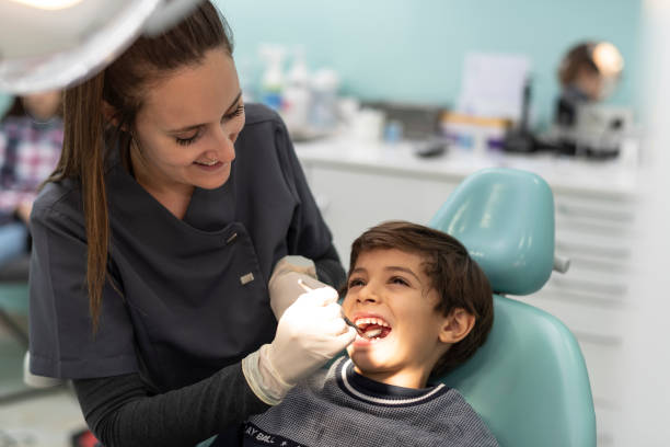 Best Weekend Emergency Dental Services in Elmendorf, TX